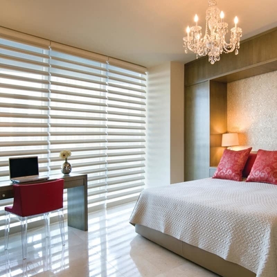 Customized Bathroom Anti UV and Heat Insulation Electric Motorized Shangrila Blinds