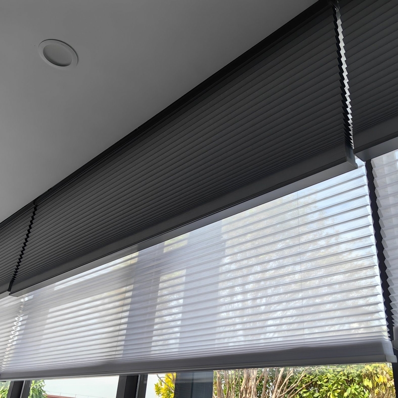 Kind Honeycomb Blinds Light and Temperature Control for 16-20-26-38-45mm Windows